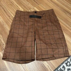 NWT Brown Checkered Men's Shorts Size 30” Waist